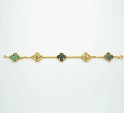 [BLUE TEARS] CLOVER 5 MOTIF GRAY MOP BRACELET COLLECTION