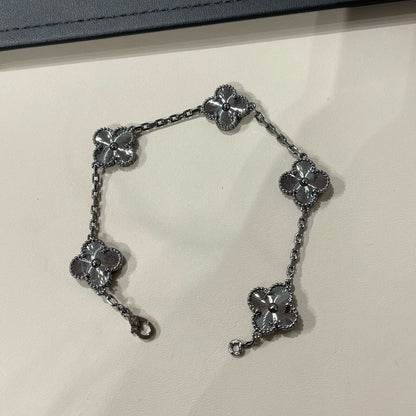 [BLUE TEARS]CLOVER 5 MOTIF BLACK BRACELET