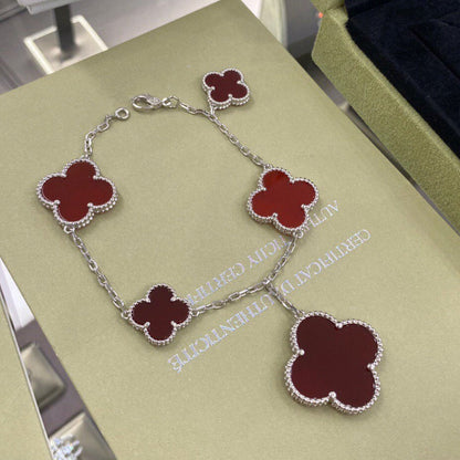 [BLUE TEARS]CLOVER 5 MOTIFS SIVLER CARNELIAN BRACELET