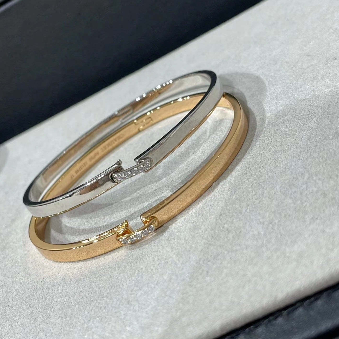 [BLUE TEARS]LIENS EVIDENCE DIAMOND BRACELET