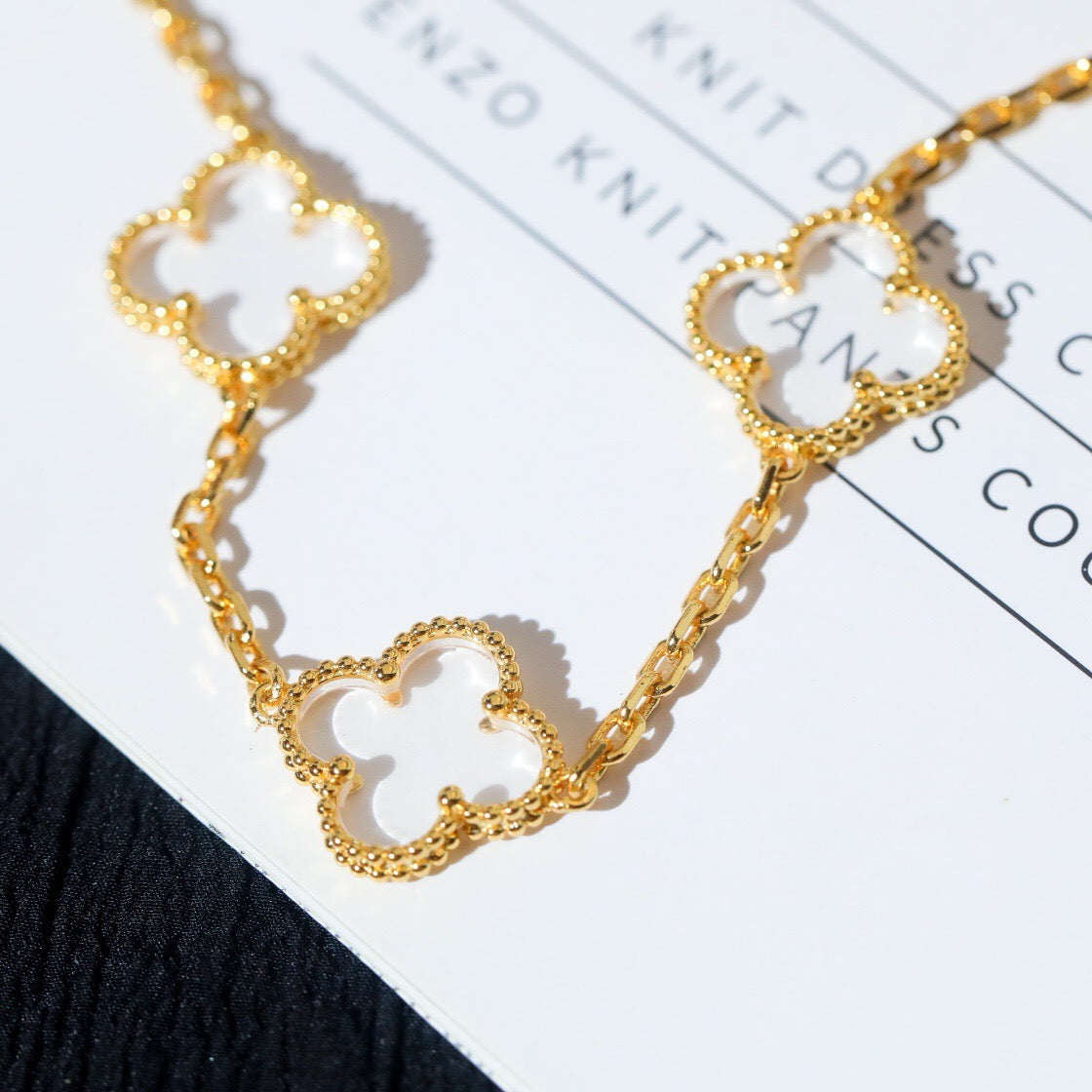 [BLUE TEARS]CLOVER 5 MOTIF ROCK CRYSTAL BRACELET