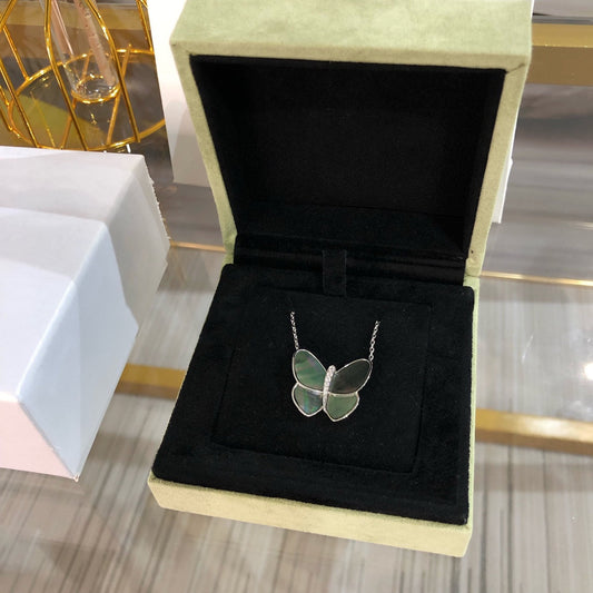 [BLUE TEARS]LARGE BUTTERFLY SILVER PENDANT DIAMOND NECKLACE